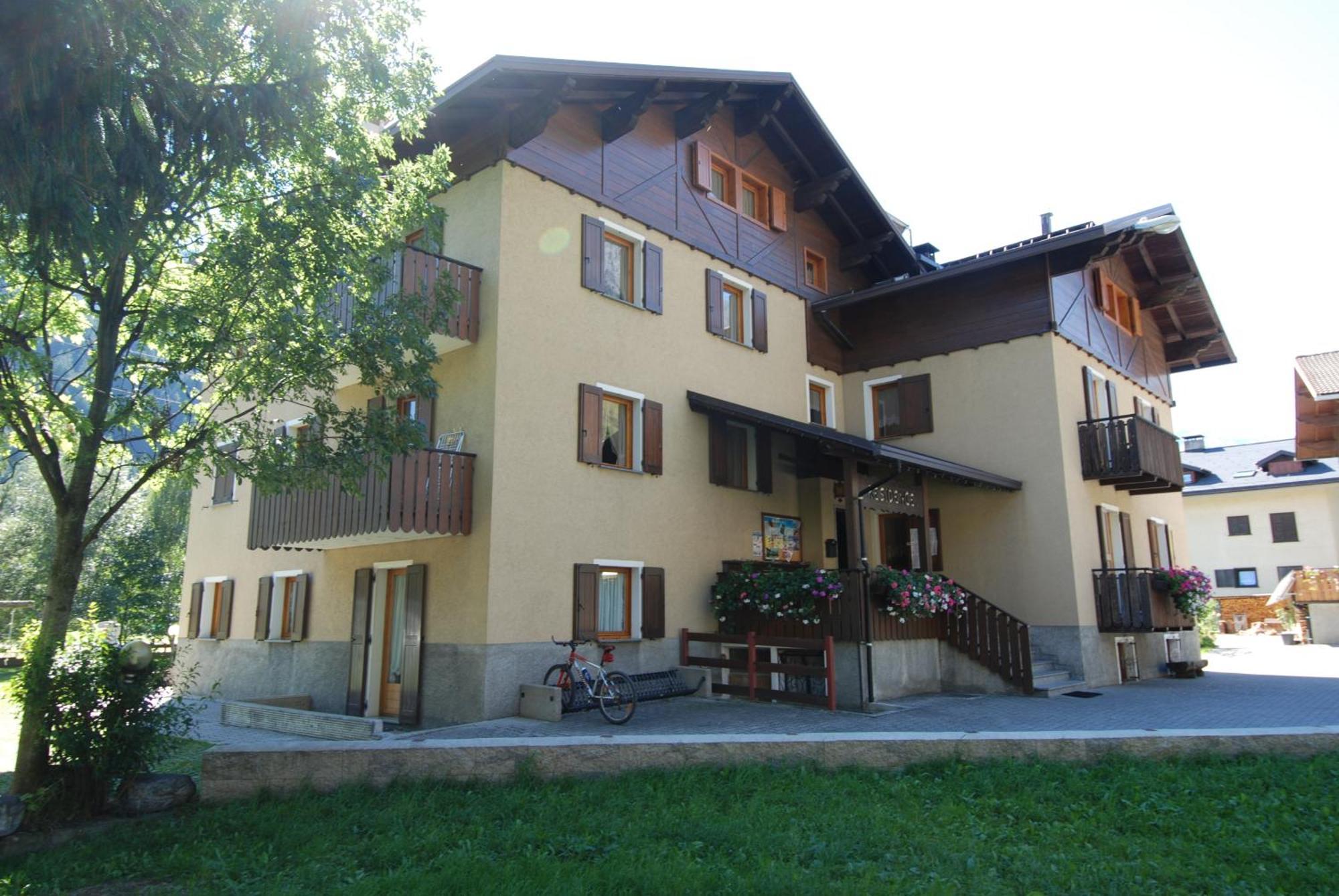 Residence Pian Del Vino Pradelle Bagian luar foto