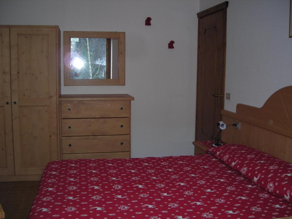 Residence Pian Del Vino Pradelle Ruang foto